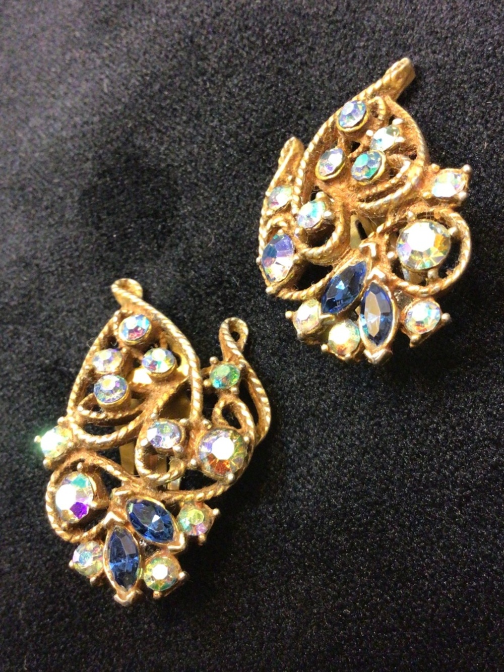 Vintage Mid Century Charel Multicolour A/B Crystal Earrings Clip-on in Gold Tone